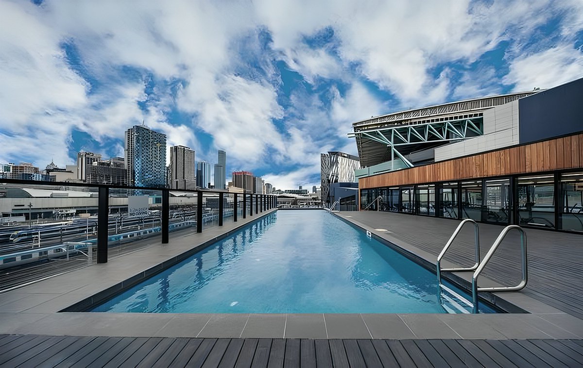 ✨ Docklands Gem: $495k
💰 Rent: $530/wk, increasing to $580

📍 1703/675 La Trobe St, Docklands
Stylish 2-bed apartment near CBD &amp; Etihad Stadium! Balcony with city views, plus pool &amp; gym access. 

Your city oasis awaits!
#DocklandsLiving #MelbourneRealEstate