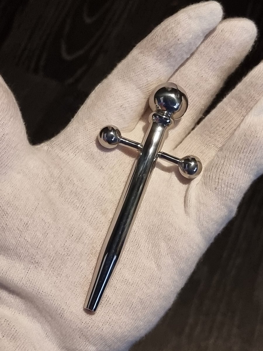 NessusPlay's tweet photo. Oooofff a long boi gone out for someone's long boi https://t.co/Jmj0wtLj5c