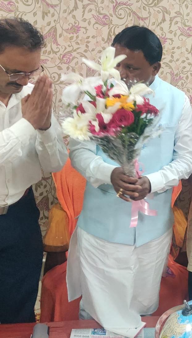 <a href="/CMO_Odisha/">CMO Odisha</a> <a href="/MohanMOdisha/">Mohan Charan Majhi</a> 
900-1000 TGT ODIA Post is Appreciated in LTR Recruitment by OSSC. But it Should be a Special Sanction. TGT Arts 1984 post Should not be Hampered. <a href="/KVSinghDeo1/">Kanak Vardhan Singh Deo (Modiji Ka Parivar)</a> <a href="/PravatiPOdisha/">Pravati Parida</a> <a href="/SamalManmohan7/">Manmohan Samal</a> There is 30k Aspirants in TGT ARTS. So Please Be kind Enough.