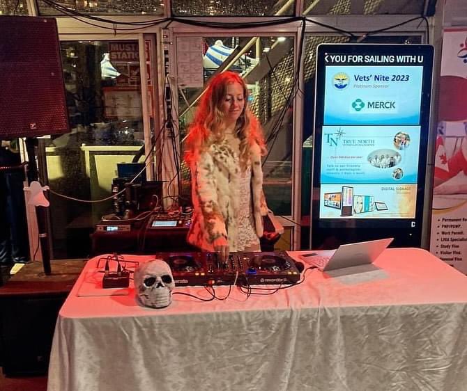 RaelSoleil's tweet photo. Halloween Ghost Cruise…Part 2 https://t.co/3oMZs19P87