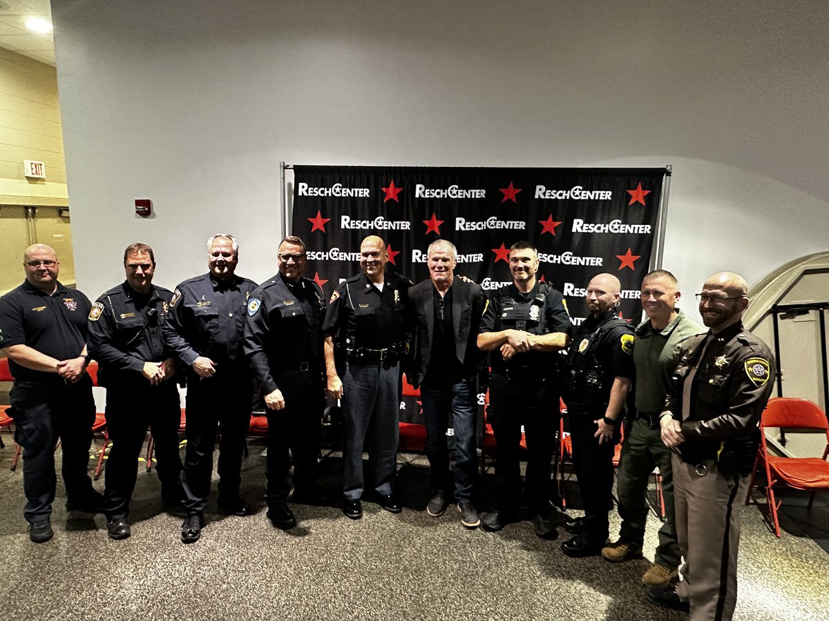 Brett Favre tweet media