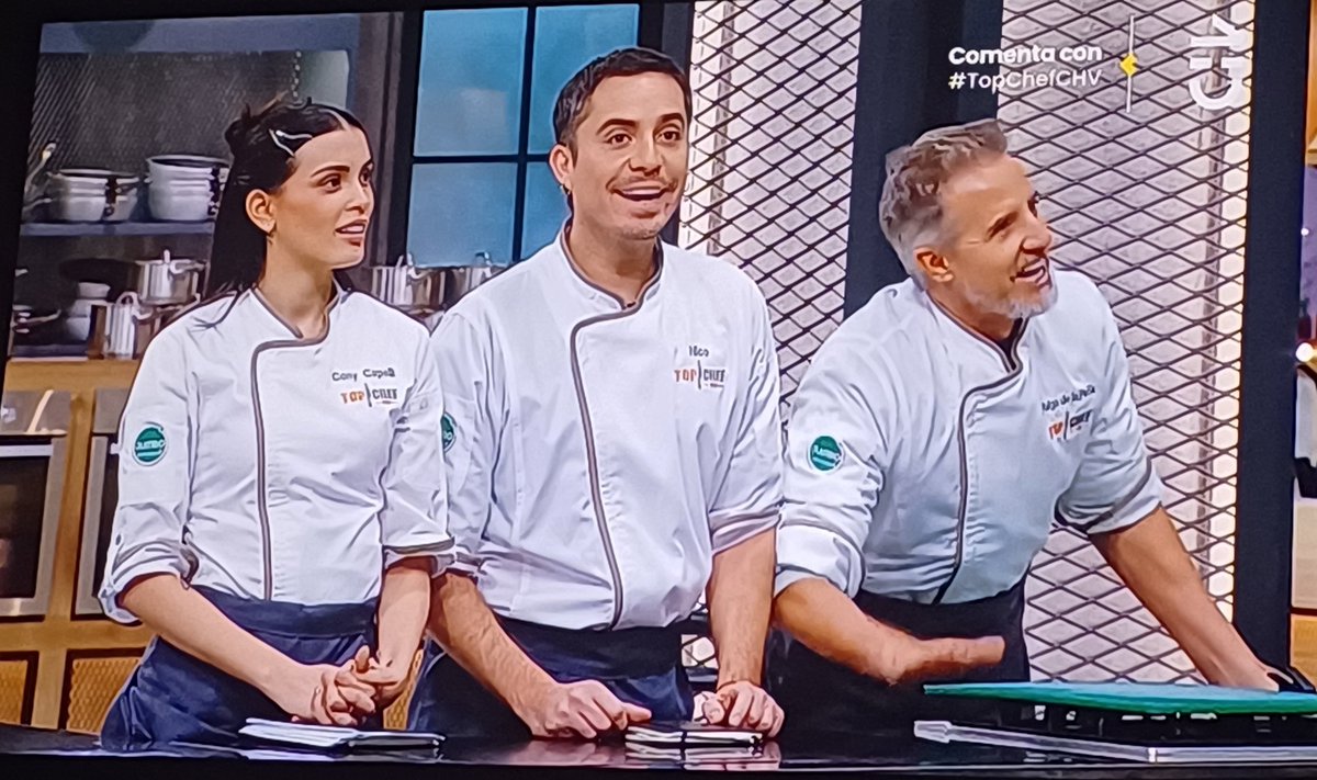 viviany941's tweet photo. Aquí estamos de nuevo guagui...
🩰🐬 👑 @ConyCapelli
#TopChefCHV
#TopChefCony https://t.co/vuEZ2UYmO8