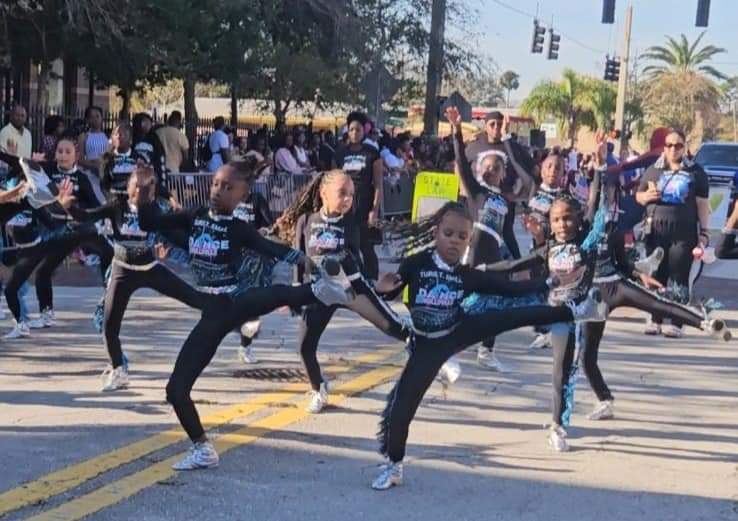 TurieTSmall's tweet photo. Dancing Bulldollz BCU Homecoming parade https://t.co/bcASFhlbI6