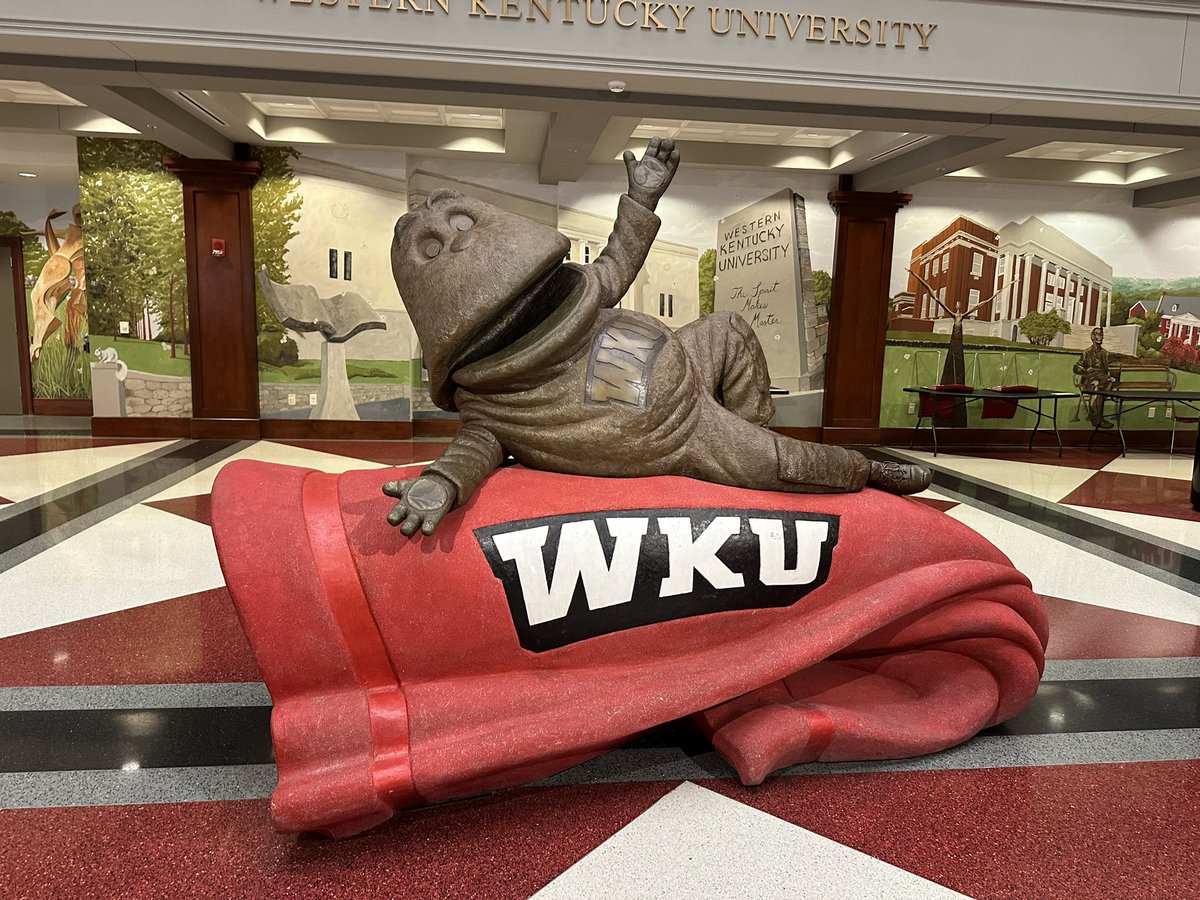 Great last minute decision to drive down I-65 and finally check out <a href="/WKUFootball/">WKU Football</a>

Awesome campus/stadium in Bowling Green! Can’t wait to come back!

Also s/o to <a href="/cfbcampustour/">College Football Campus Tour</a> on stopping to talk for a few! Love watching his journey unfold &amp; flad to experience 50/100 with him!