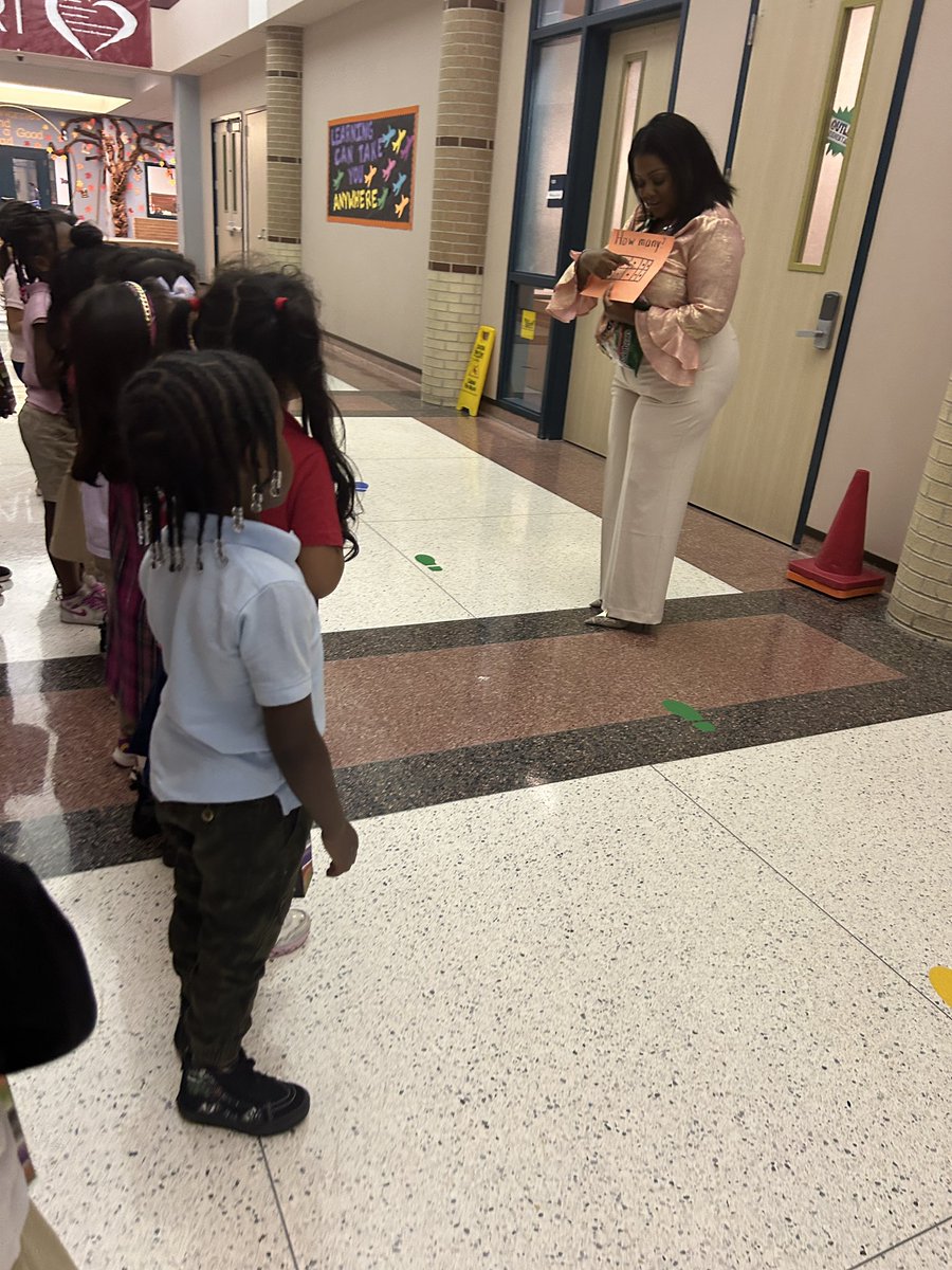 BillionaireUniversityUSA tweet media