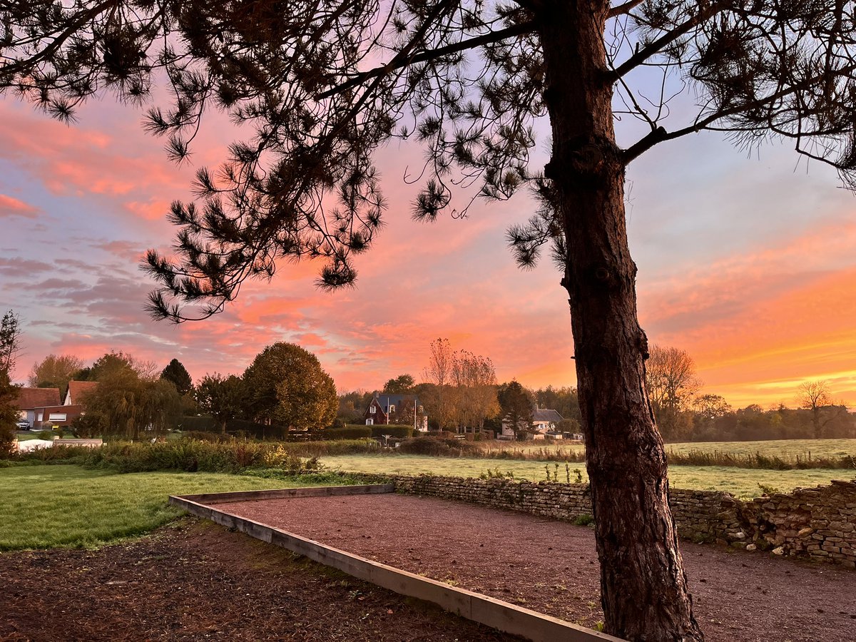 Ik vind het een leuk initiatief.
Ik vraag iedereen die van de natuur houdt een foto te plaatsen. Een foto die jijzelf genomen hebt. Alleen een foto, geen omschrijving. Het doel is om een beetje rust en balans in de negatieve sfeer te creëeren. Doe je mee? Kopieer de tekst en deel