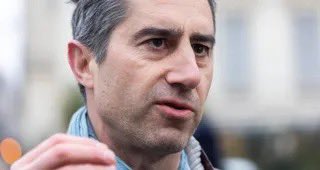 JulianLL_'s tweet photo. Réconcilier la France des Nibards et la France des Panards https://t.co/PhkVMhj3mG
