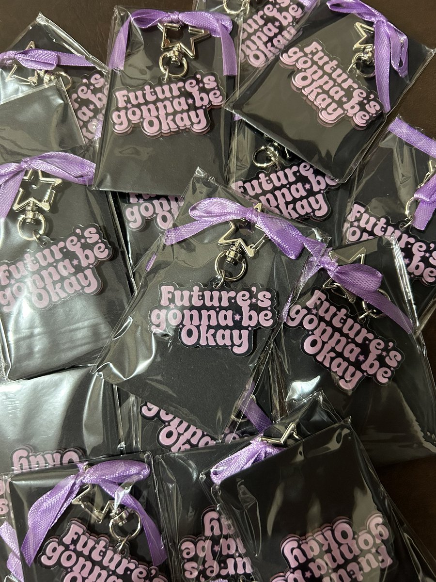 StarAgustD0309's tweet photo. FGBO keyring is finally here naaa! Thank you so much @26thaug ❤️❤️❤️ https://t.co/rcRmWS5Vnd