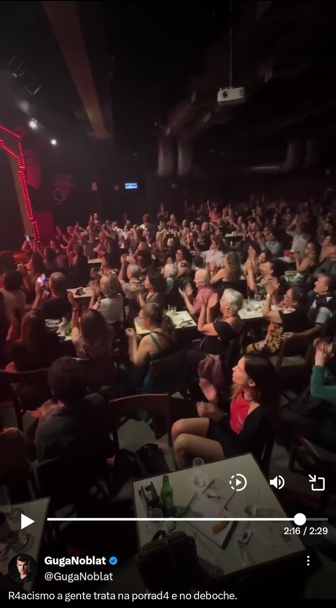 <a href="/esquerdananet/">Esquerda na Net</a> Esse vídeo resume a esquerda. Um monte de branco cantando virtude pra outros brancos enquanto os negros e pardos devem tá nos bastidores trabalhando e servindo esses brancos aí.