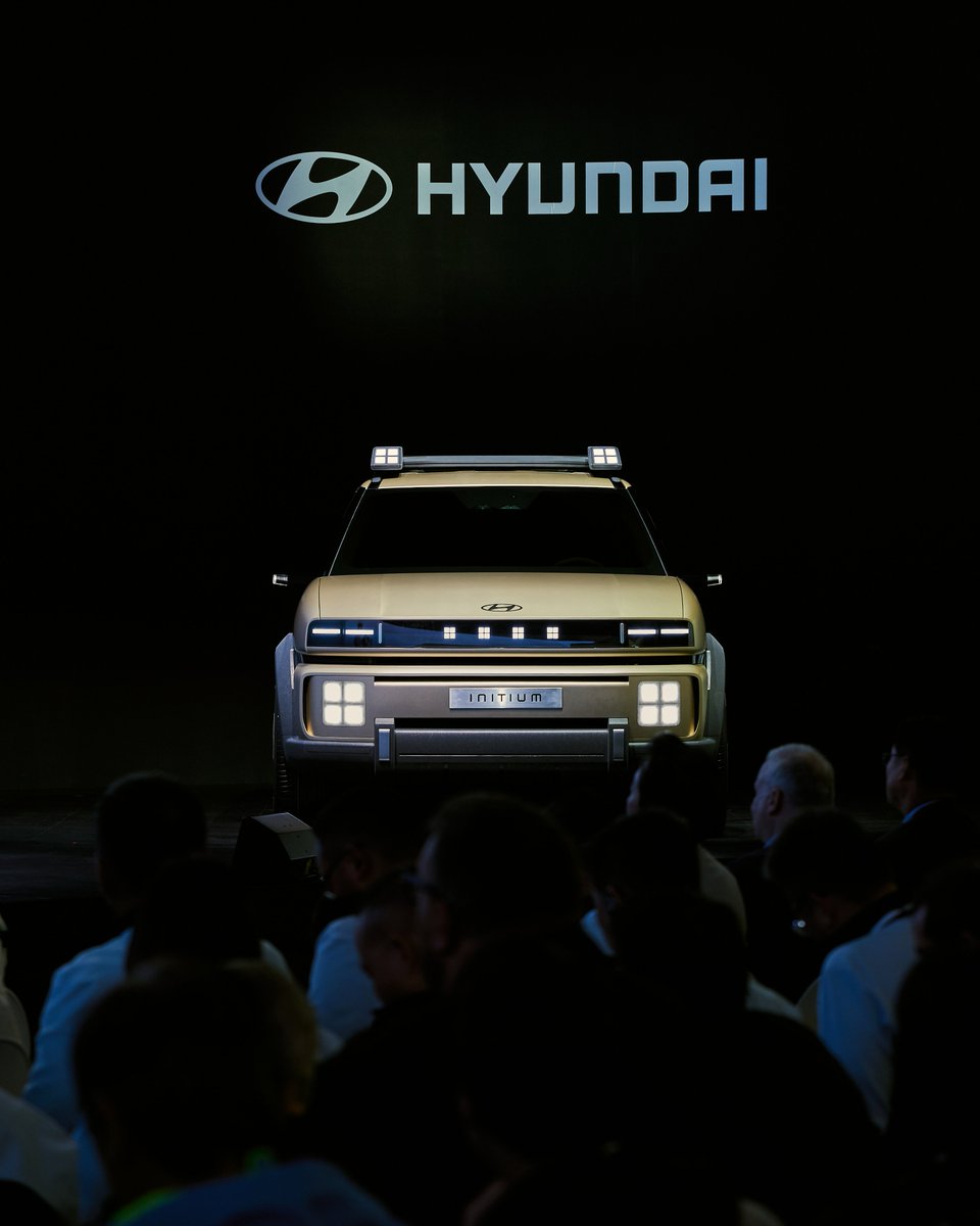 HMGnewsroom's tweet photo. For 27 years, #Hyundai has upheld its clear commitment to #hydrogen energy.

Today, that dedication comes to life with the unveiling of #INITIUM, hydrogen #FuelCellElectricVehicle concept, at Hyundai Motorstudio Goyang.

Learn more ▶ https://t.co/2uerpR93De

#ClearlyCommitted https://t.co/PdYnUVn1nl
