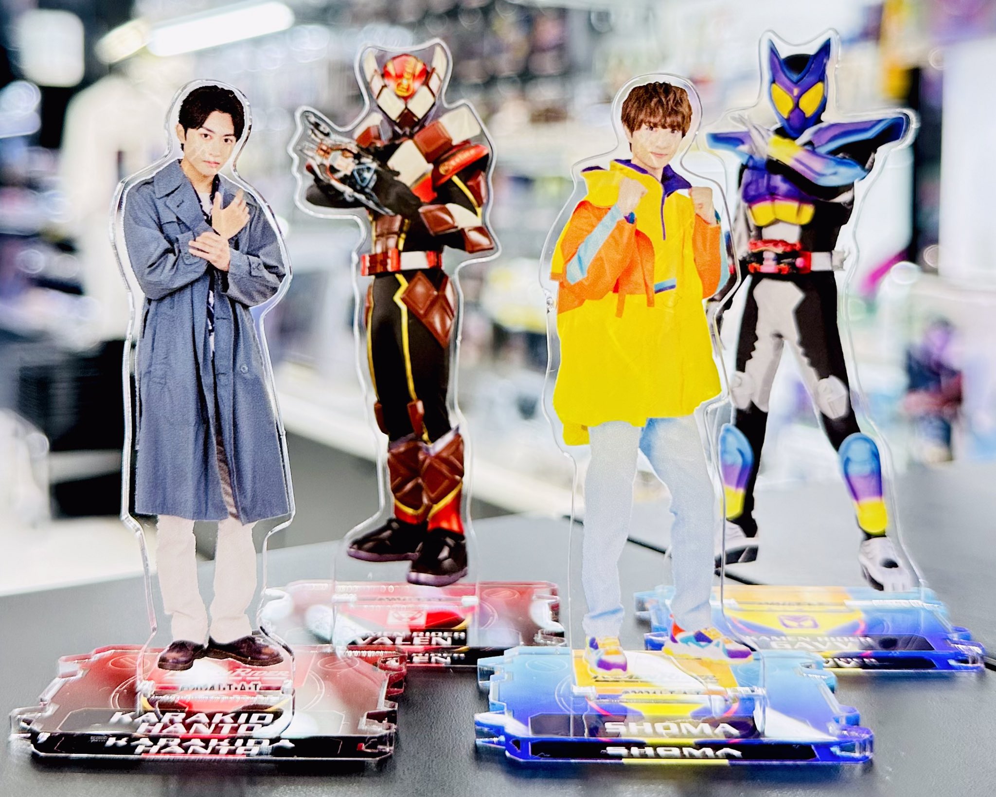 仮面ライダーガヴ　アクリルスタンド アクスタセット Amazon.co.jp: 仮面ライダーガヴ アクリルスタンド 16cm