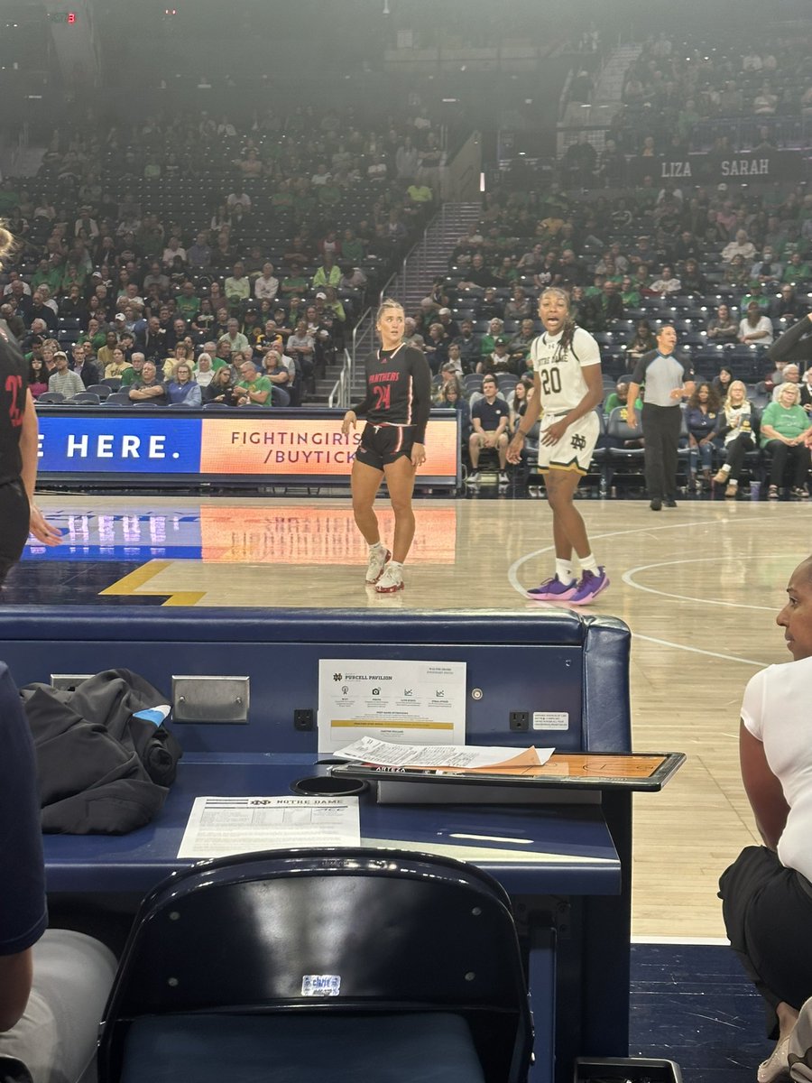 NRRaidersGBB's tweet photo. We had an opportunity to go cheer on 2021 grad @jaciwalker5 and her @DU_WBB team as they took on @ndwbb in an exhibition game.  Our program loved watching her compete and being able to catch up after the game! #AlwaysARaider  🔰🏀 https://t.co/i1uBQuOBP3