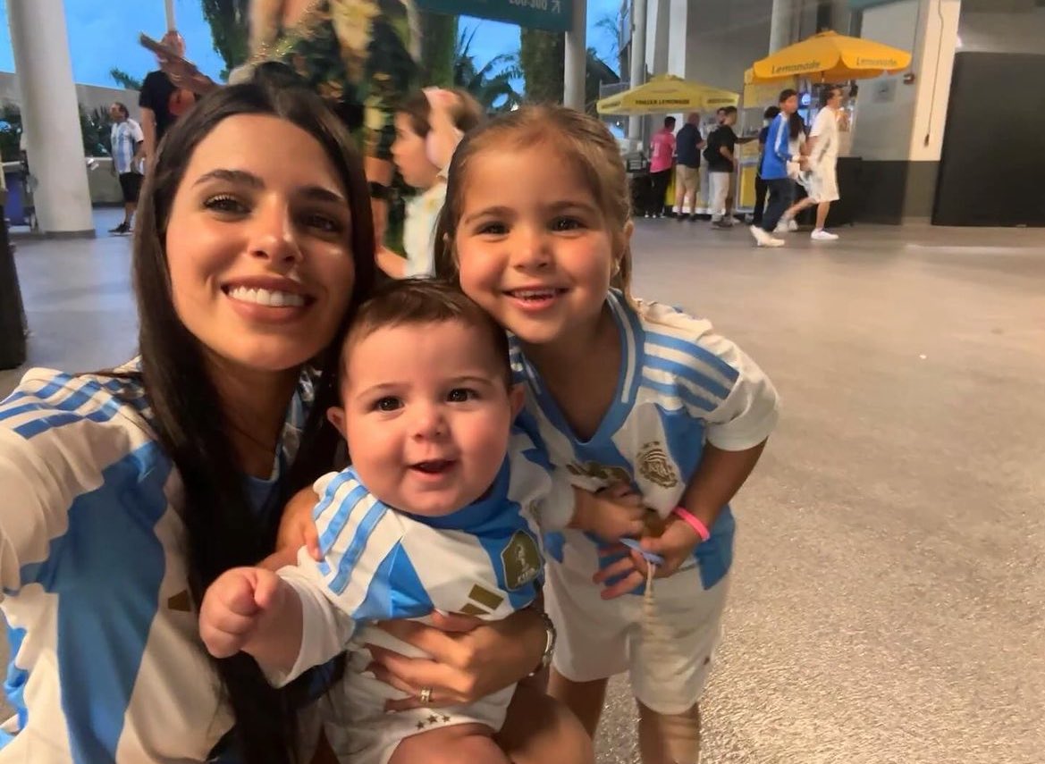 Cómo vas a preferir estar soltero antes que a tus bebés y tu mujer? Imperdonable enzo Fernández