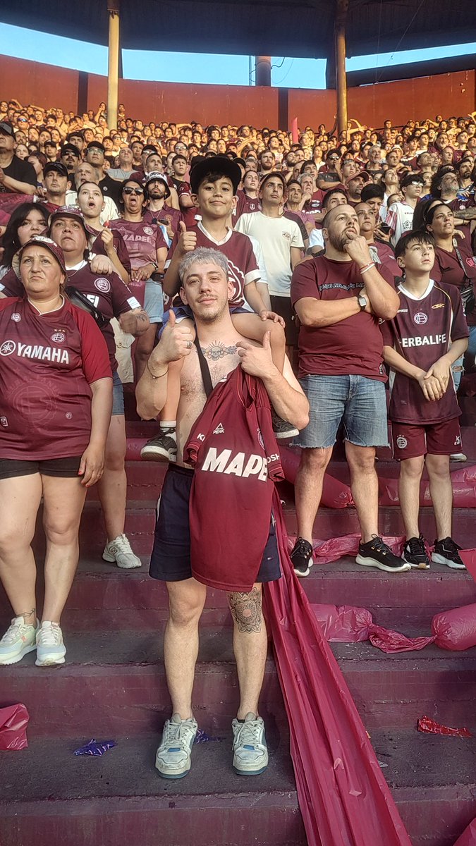 Barras o qué tweet media