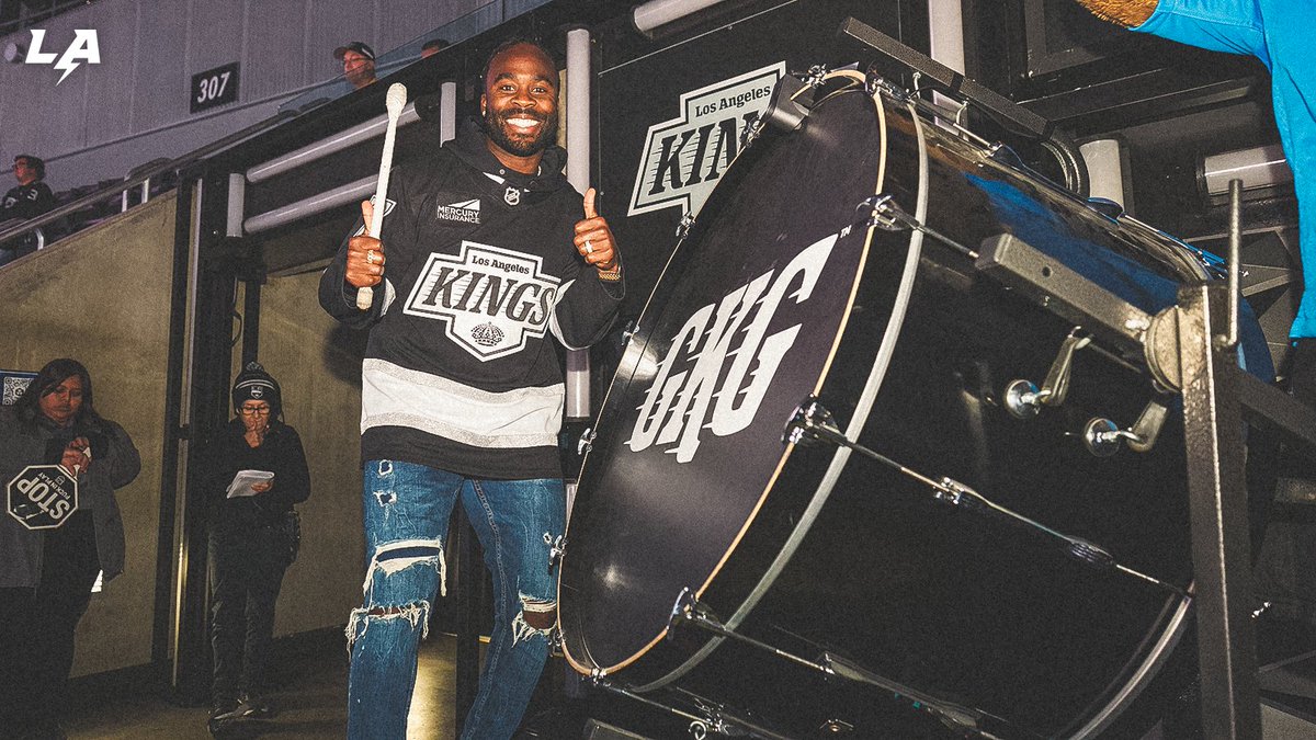 chargers's tweet image. bolt the puck up