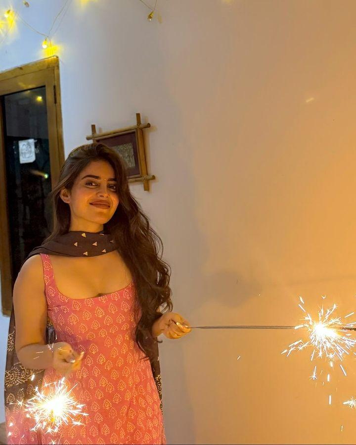 GbMCY2eWEAA_owJ?format=jpg&name=900x900