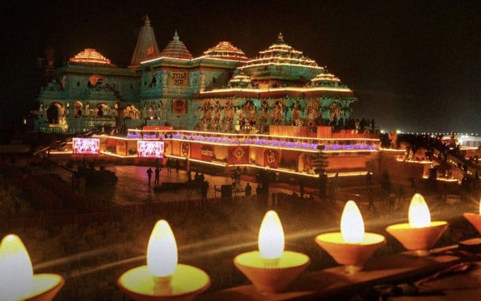 दीपावली की हार्दिक शुभकामनाएँ ♥️🎇
#HappyDiwali