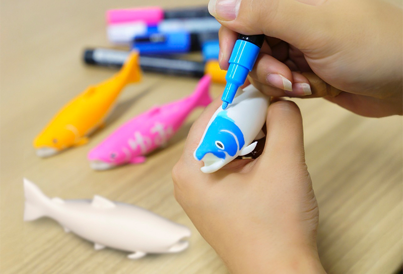 🐟 #しゃけまる クラフト 販売開始🐟 ＼ 好きな色を塗って、あなただけ
