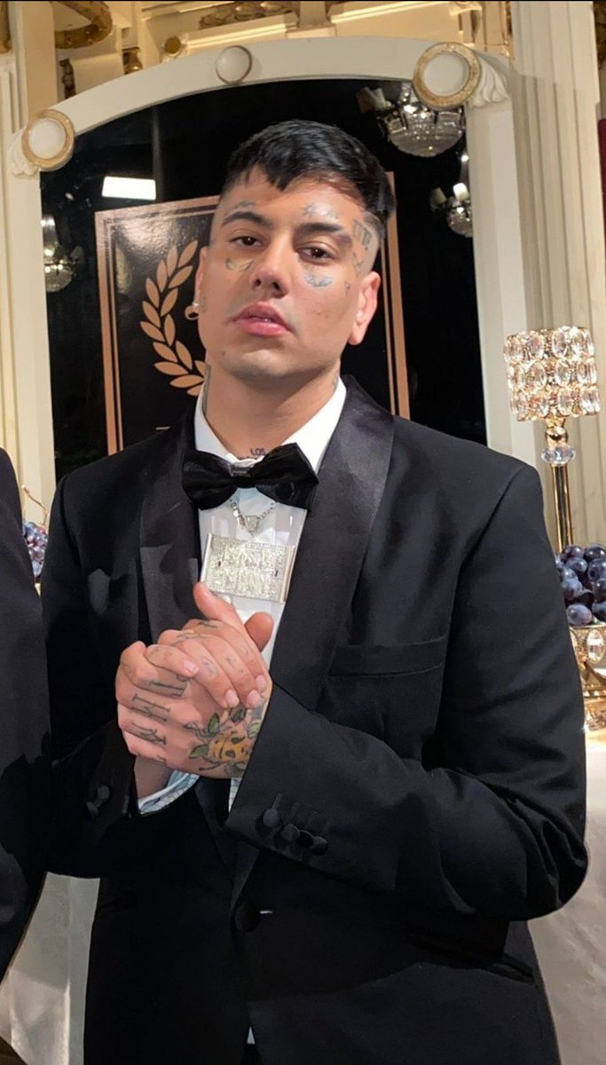 ESTA NOCHE EL DIABLO VISTE FINO

AMERI 💿
HOY