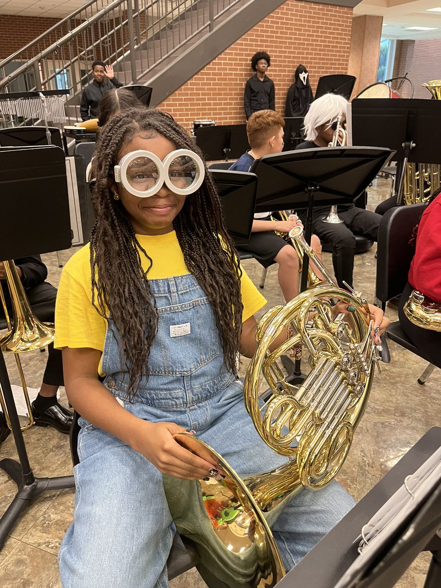 CH Collegiate Band tweet media