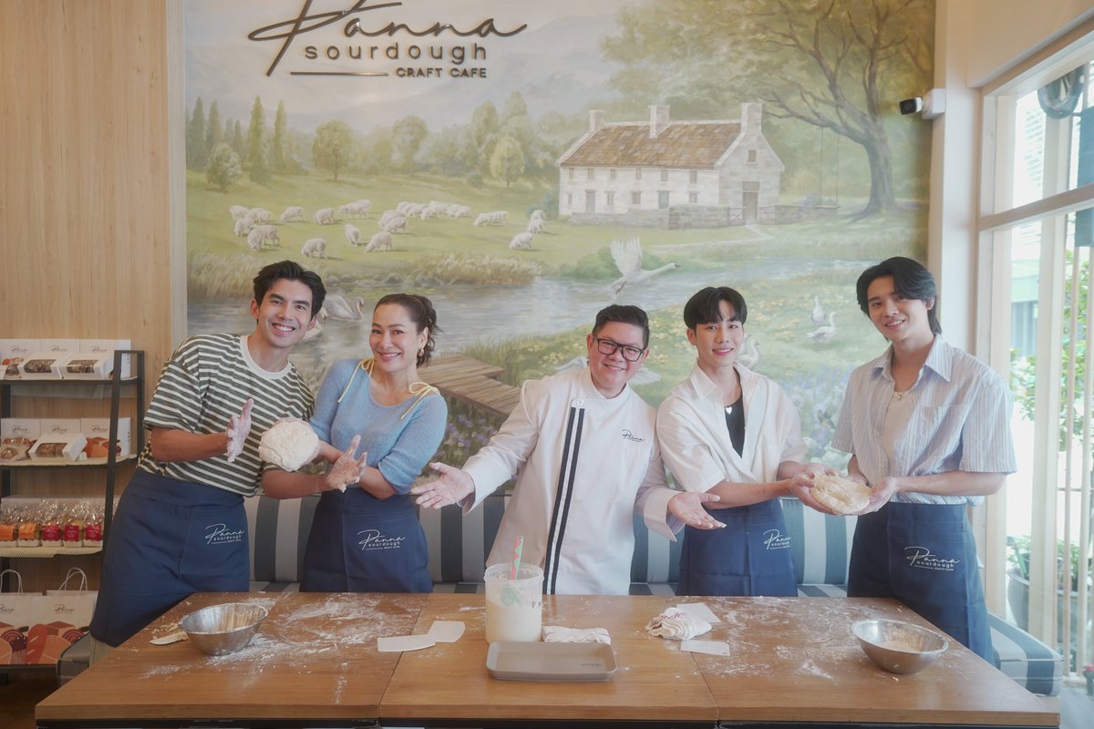 preawpakth's tweet photo. 📣พี่ๆหมูยอ ไก่ยอ พร้อมมั๊ยย?? พรุ่งนี้มาดูเปรี้ยวปากกัน💖
เปิดช่อง 3 เวลา 8.15 น. รอเลย
.
👇พรุ่งนี้ติด # เริ่มเทรนด์ 8 โมงน้า
#.เปรี้ยวปากxหยิ่นวอร์ 

#หยิ่นวอร์ #yinyin_anw #warwanarat 
#preawpak #เปรี้ยวปาก https://t.co/kZvGMYS7ft