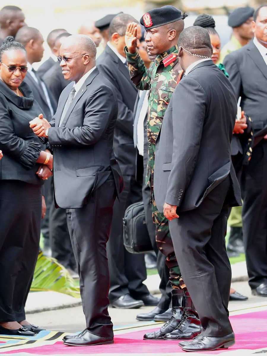 Africanist and developist tweet media