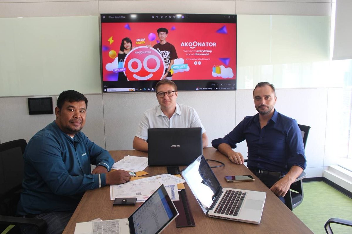 BetterCambodia's tweet image. AKOONATOR Cambodia offers online coupons for significant savings. 

To Know more, visit- thebettercambodia.com/akoonator-camb… 

#AKOONATOR #CambodiaDeals #OnlineCoupons #SmartSavings #ShoppingExperience  #TheBetterCambodia #Cambodia