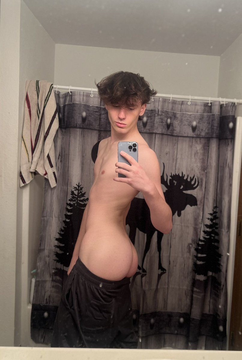 Skinny twink with a nice butt?:)