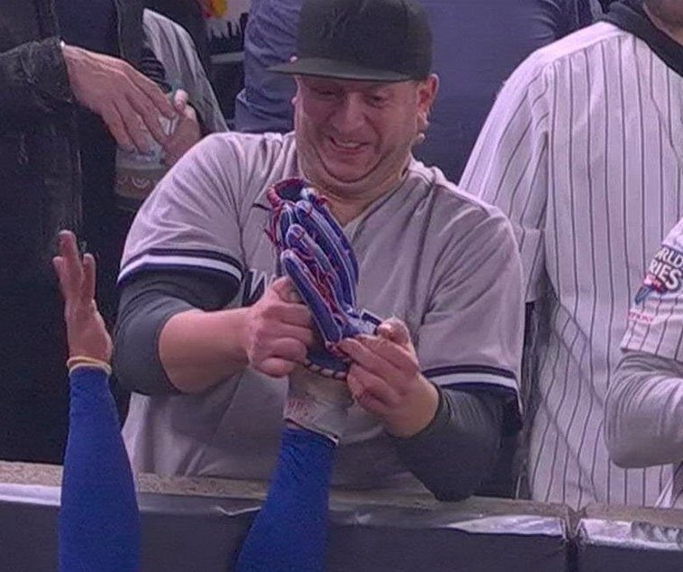 Razzball's tweet image. No 28th ring for you