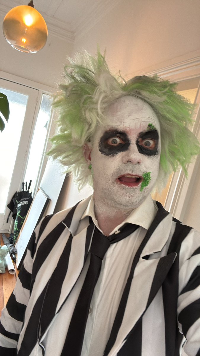 @damianchristie tweet media