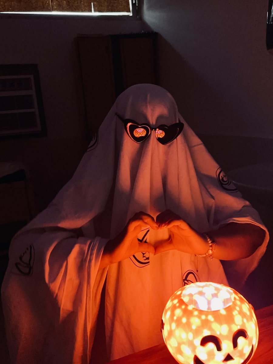 isacdavid27's tweet photo. #spooky https://t.co/II1roz7a7S