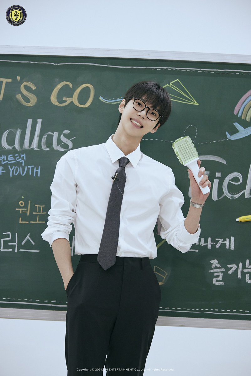 do0liking's tweet photo. 241031 위버스 미디어 #도영 

#DOYOUNG 과 함께라서 행복했던 [Dear Youth,] VCR 이미지를 공개합니다! 내일부터 시작되는 [Dearest Youth,]도 많은 기대 부탁드려요💚 https://t.co/k0GY00cMTD