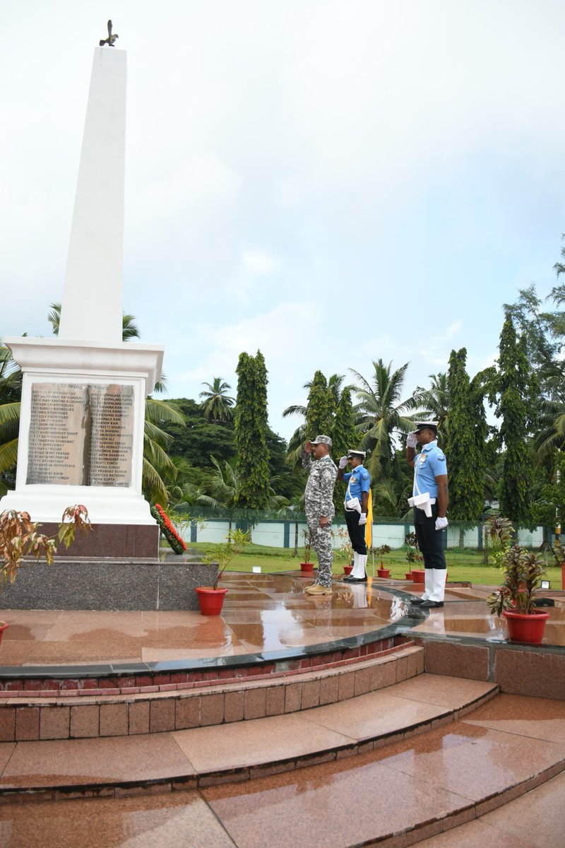 AN_Command's tweet photo. Air Mshl Sunil Kashinath Vidhate, AVSM, YSM, VM, Air Officer Personnel, visited #AFSCarnic, paying homage at the Tsunami Memorial. He interacted with Air warriors, DSC, MES, TA Bn &amp; Defence Civilians, joining #Diwali celebrations and extending his wishes. #ANC #AirForceComponent https://t.co/sFuNBpa8tS