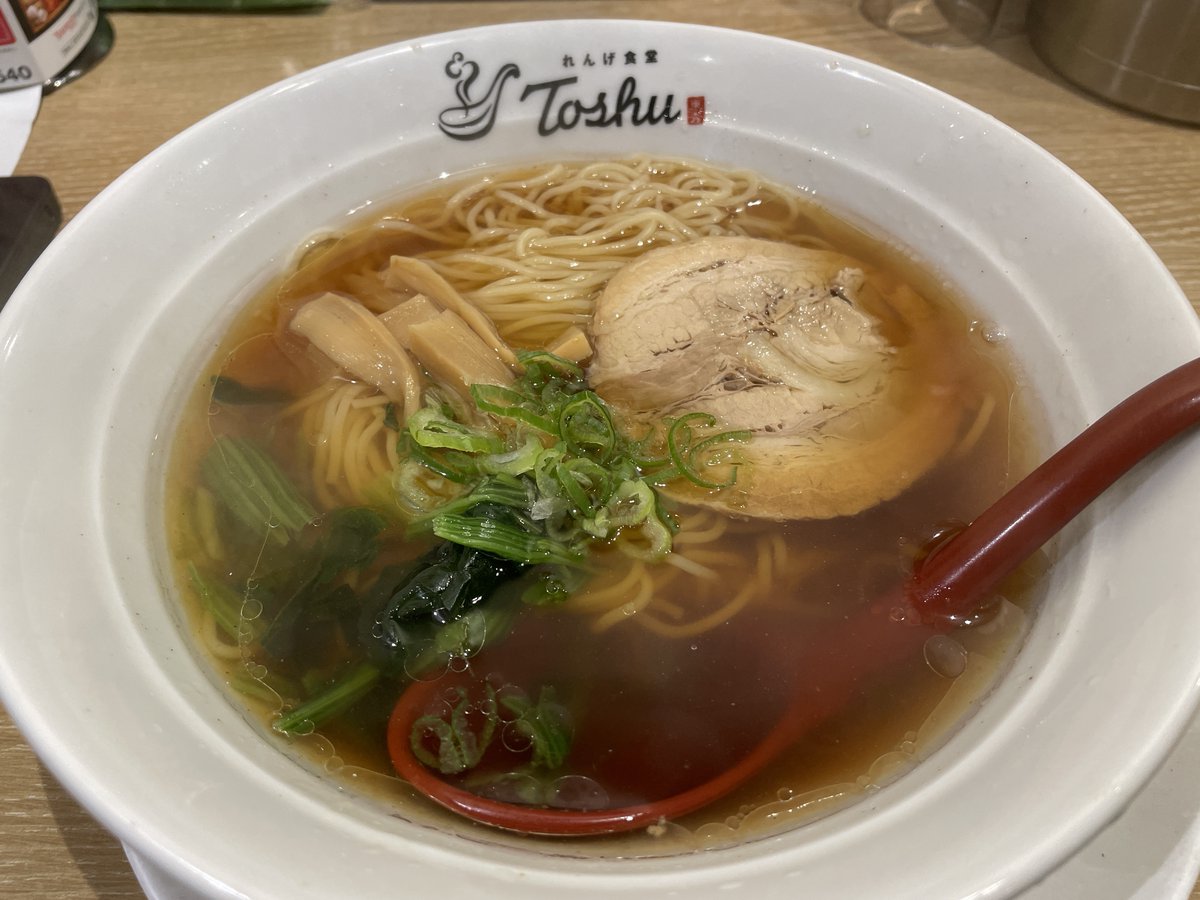 TORUKABU7's tweet photo. 寒いのでラーメン🍜😋 https://t.co/pTIk8Xul0D