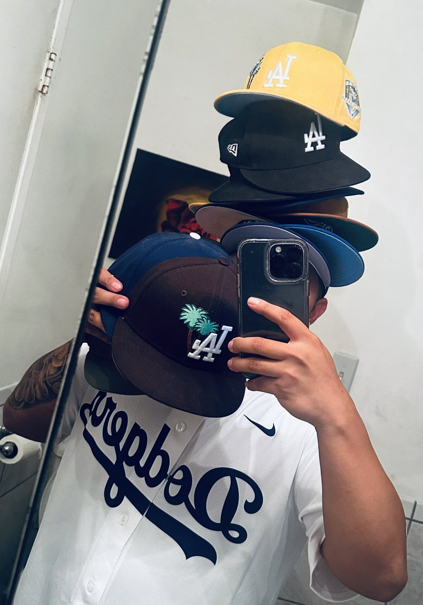 brandon_labasan's tweet photo. ILY DODGERS https://t.co/RH1yLnhIk2