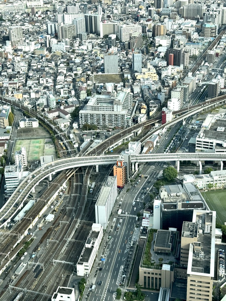 In2_you_'s tweet photo. 🚂🍀 https://t.co/GAxRjad3IJ