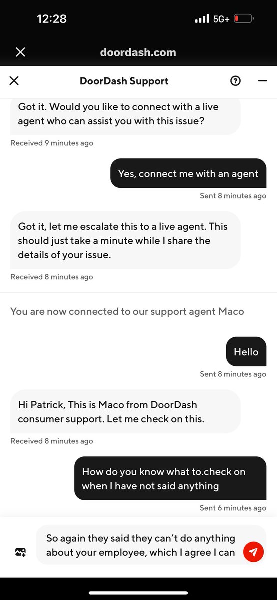 malytime's tweet photo. @DoorDash  don’t use this company this is what they said when a got a drive pulled up and left and came back and dropped off cold food ! Can leave bad feedback and reduce my tip https://t.co/X8N3hdhXtg