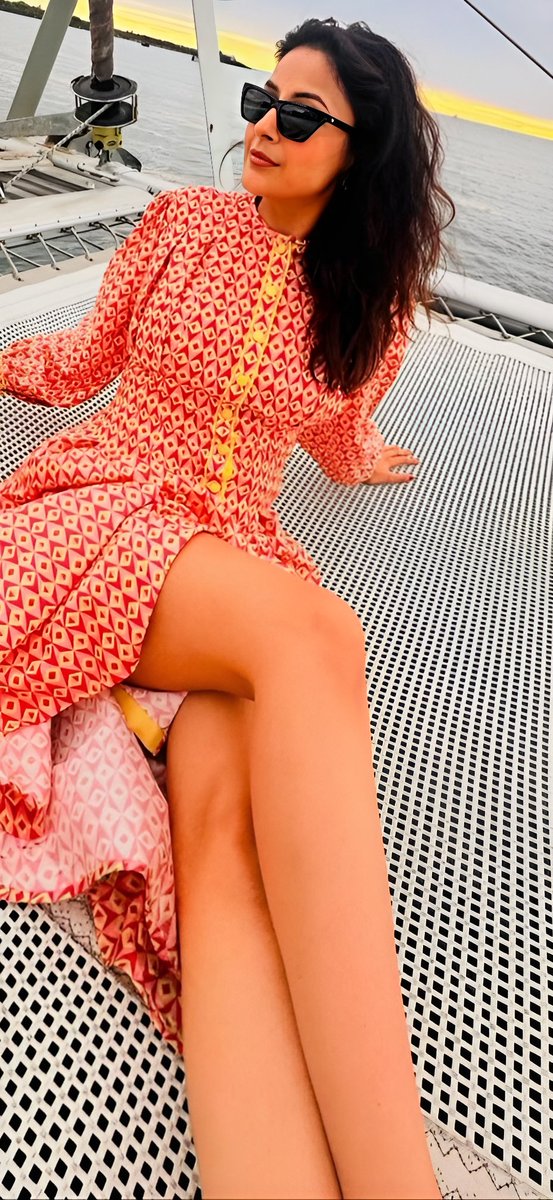 Actress_Club's tweet photo. π― #ShehnaazGillThread
#Bollywood #Actress #ShehnaazGill
New Look @ishehnaaz_gill https://t.co/Lk198AJ07u