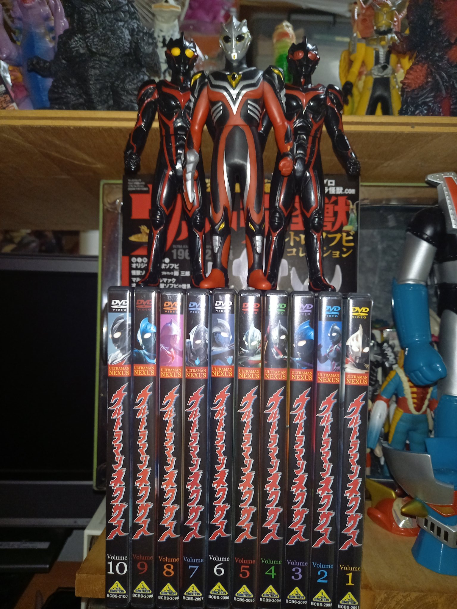 バンダイ チャンドラー 2003年ウルトラマンフェスティバル限定 チャンドラーがウルトラマンデッカーに登場。ウルフェス2003の