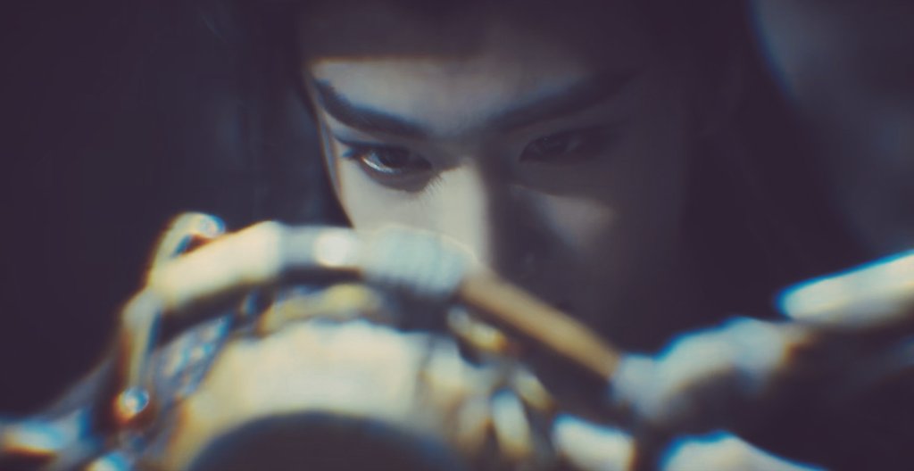 Nimenbupei_'s tweet photo. " แปดปีแล้วจ้าวหย่วนโจว   เจ้ามีสหายใหม่เพิ่มขึ้นมากมาย เจ้ายังจำสหายเก่าผู้นี้ได้อยู่หรือไม่ ? "  

" ข้าควรจะเริ่มฆ่าจากคนไหนดีล่ะ ? ..." https://t.co/OIDR1fv3ex