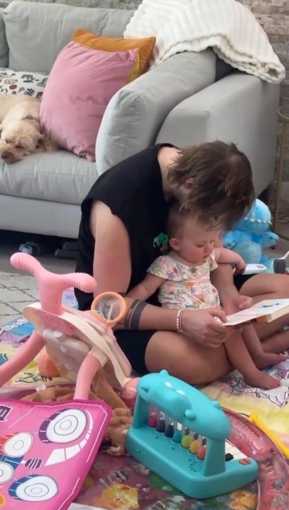 mgccontents's tweet photo. girl dad and his little nugget 🩷 https://t.co/60fANv4A2J