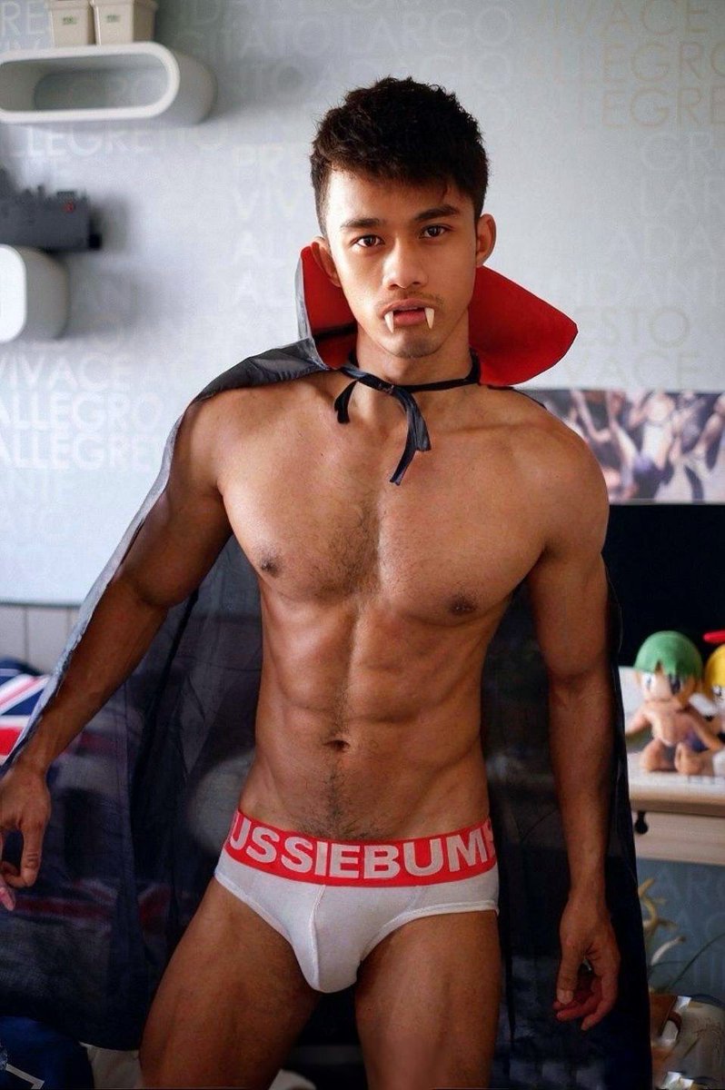 「Trick or Treat」คืนนี้ใครอยากโดนดูด