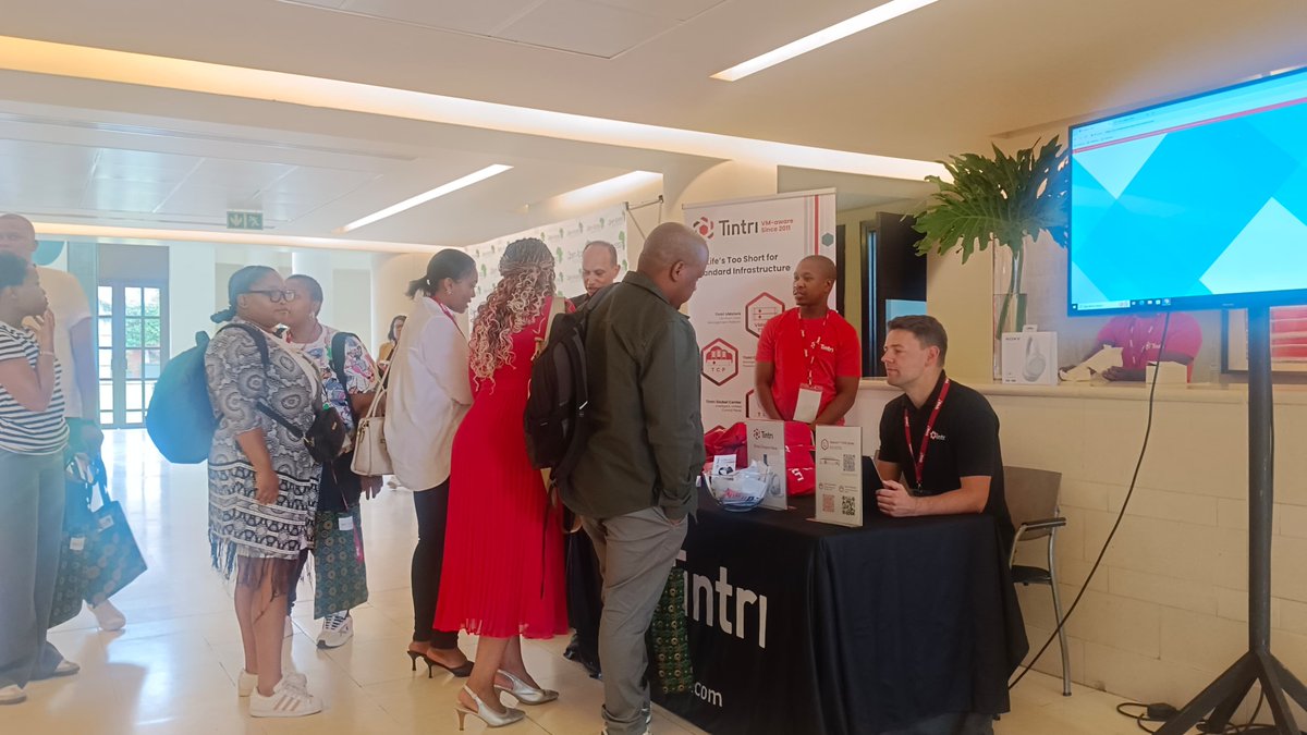 ITWeb_Events's tweet image. The ITWeb Cloud &amp;amp; Data Summit 2024 is currently underway at The Forum campus, Bryanston. The summit is a vibrant hub of knowledge sharing on the current cloud and data landscape.
#ITWebCloudSummit2024