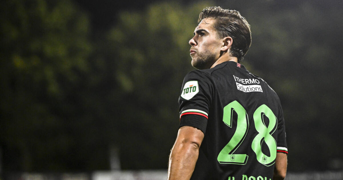 Twente-back: "PSV steekt er bovenuit, wij zitten er niet ver achter" dlvr.it/TFvqnb