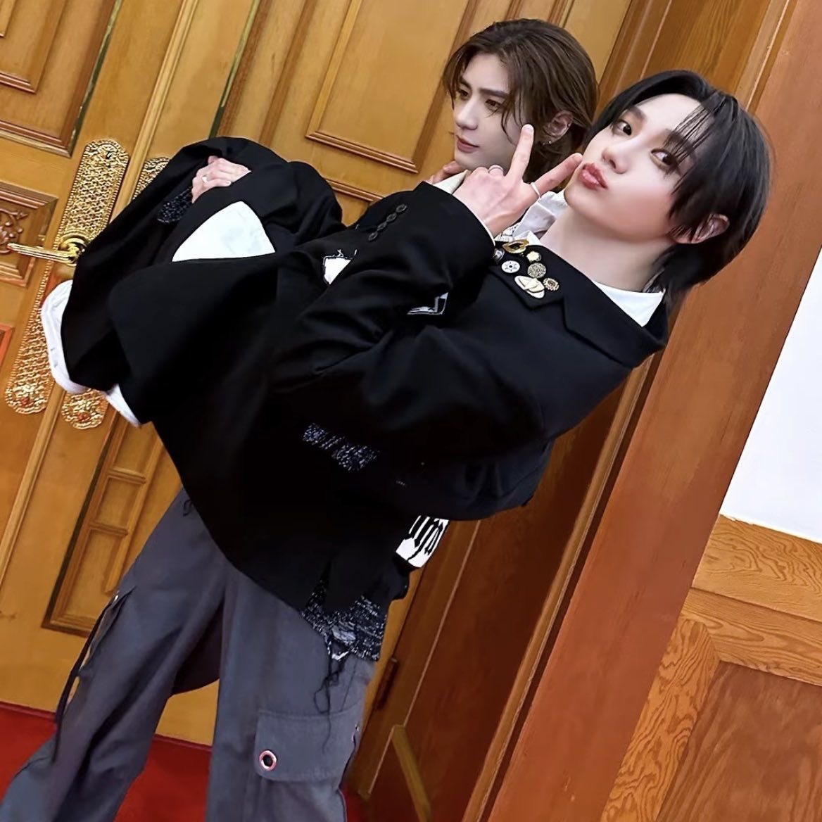 หนักมั้ยอะพี่ชาย