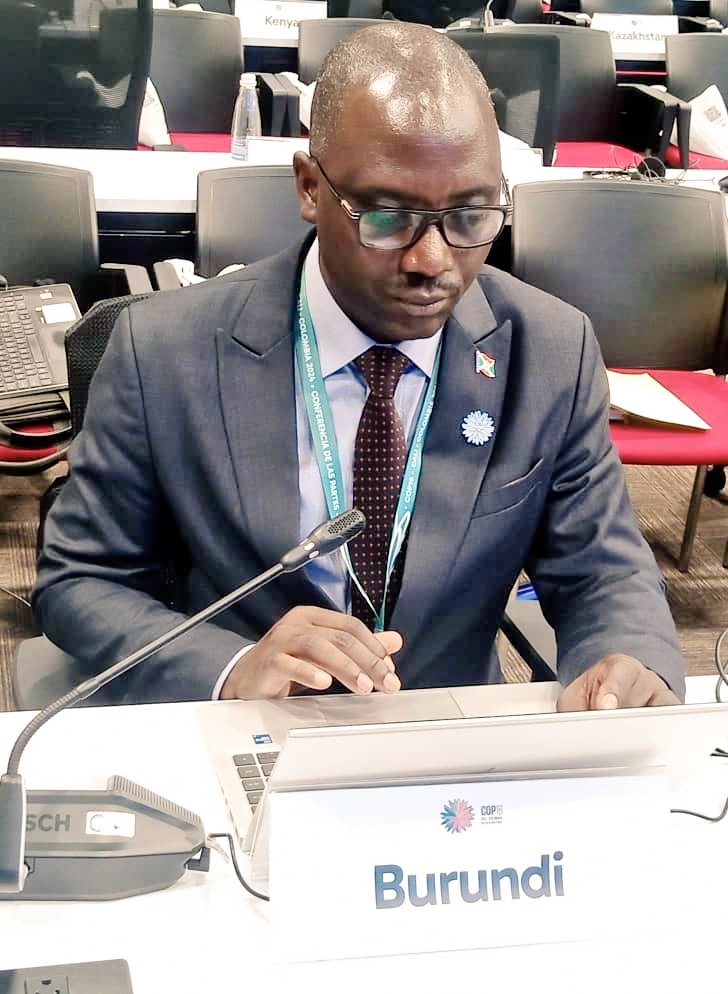 BMineagrie's tweet photo. En marge de la #COP16 Mr. Berchmans HATUNGIMANA, DG de l'OBPE et Pilote #GTBAC #COMIFAC a fait une déclaration en rapport avec l’engagement du #Burundi sur la mise en œuvre du Cadre Mondial sur la Biodiversité,adopté par les pays Parties à la Convention #CDB. https://t.co/xrb8E78nmC