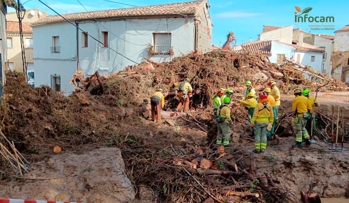Nuestro más sentido pésame a familiares y amigos de todas las víctimas de esta fatídica #dana en #Letur
#Mira y #Valencia 

Nuestro agradecimiento a las bomberas y los bomberos forestales que en momentos tan difíciles están cumpliendo como siempre con su deber público de servicio