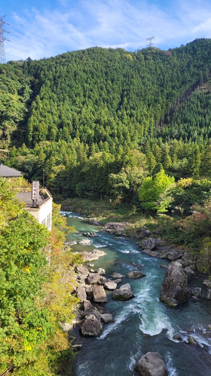 t_oanimation's tweet image. Enjoying scenary in Mitake ⛰️
昨日御岳に行きいました!
とても美しい場所です