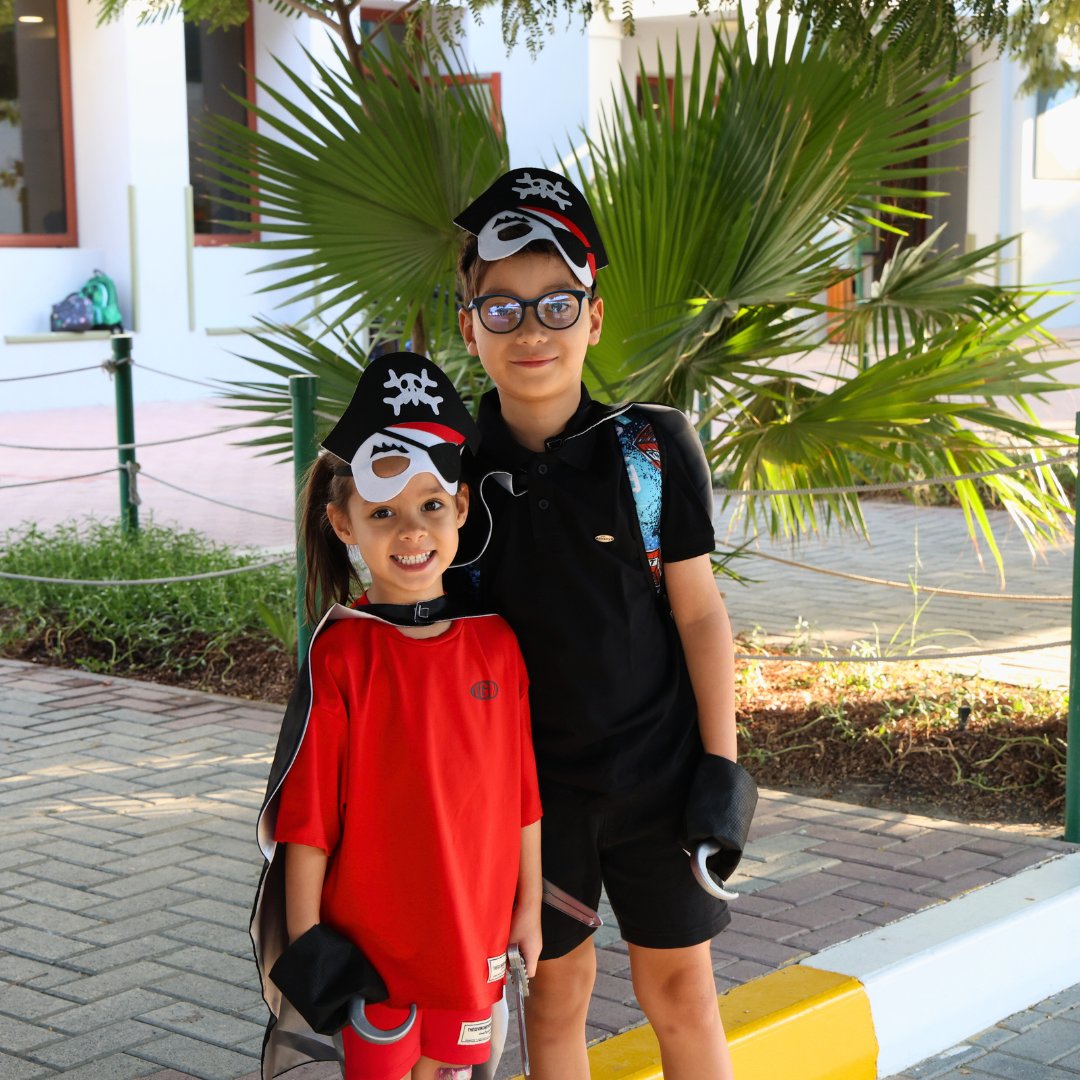 GreenfieldIntS's tweet photo. Our students and staff showed off some fantastic costumes for #CharacterDressUpDay. From superheroes to storybook favourites, everyone looked amazing.  

#ThrivingTogether #ProudlyTaaleem  
@Taaleem https://t.co/NT2y27KnZt
