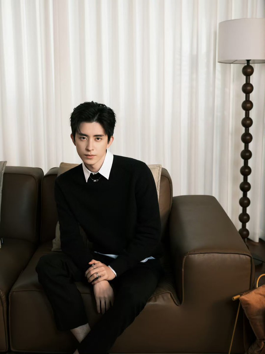 aoruipengph's tweet photo. 24.10.31 Weibo Update~ https://t.co/ySzjVreVj7